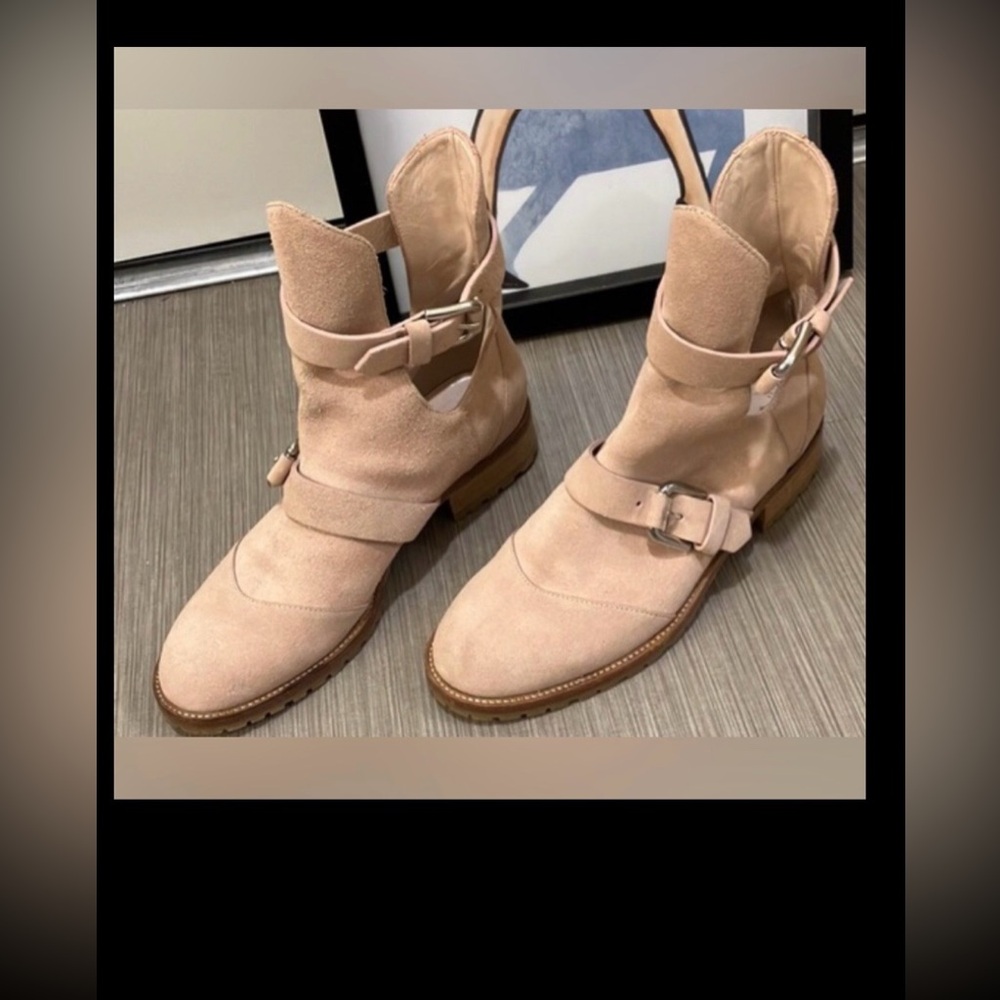 Anthropologie Philosophy Suede Boots 1” Wood Heels Roller Buckles Tan Size 6.5